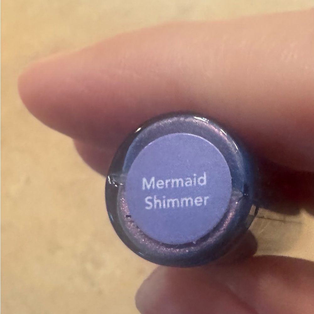 Mermaid shimmer eye shadow by SeneGence